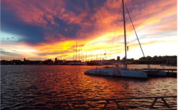 Excursión en Catamarán a Vela en Valencia